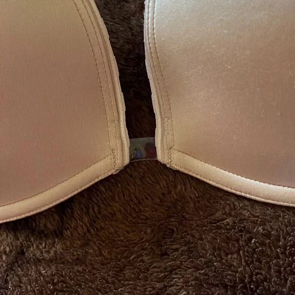 Victoria’s Secret Very Sexy Bra - Picture 2 of 11